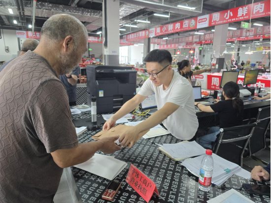 河北高阳：审批服务送上门 便民利企暖民心_fororder_审批服务送上门 便民利企暖人心173