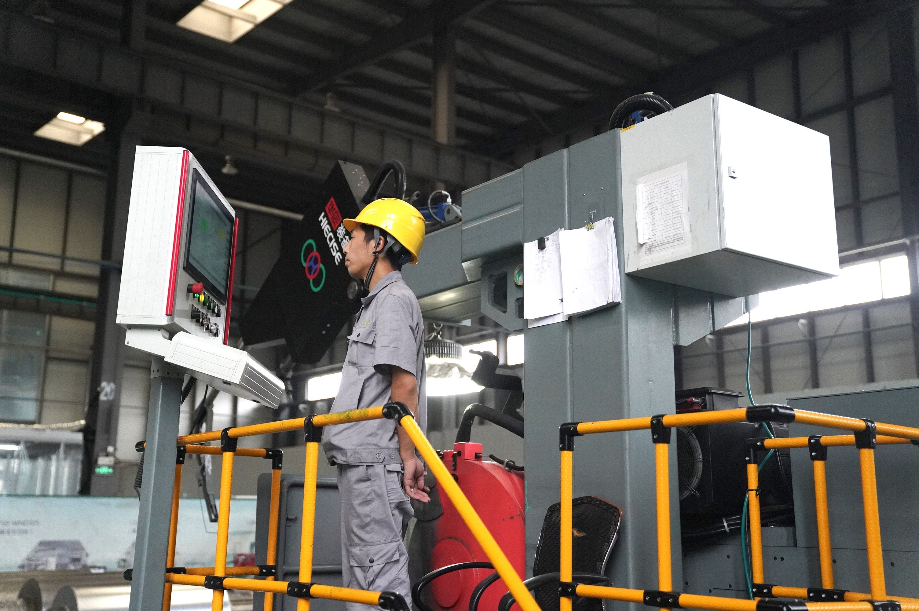 河北邢台经济开发区：“专精特新”企业赶订单忙生产