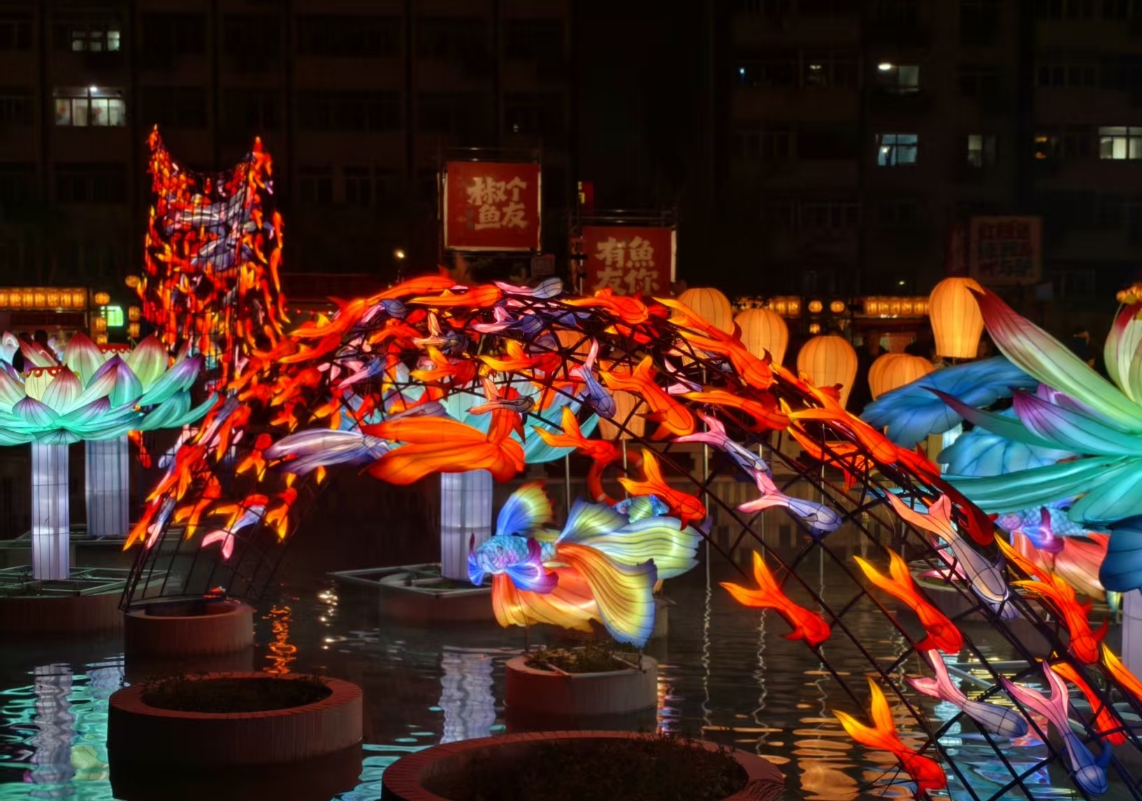 保定市莲池区：国庆中秋期间接待游客136万人次​_fororder_图片三：花椒园展新颜。（郑琦摄）