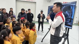 保定公安交警以真实碰撞试验筑牢安全防线