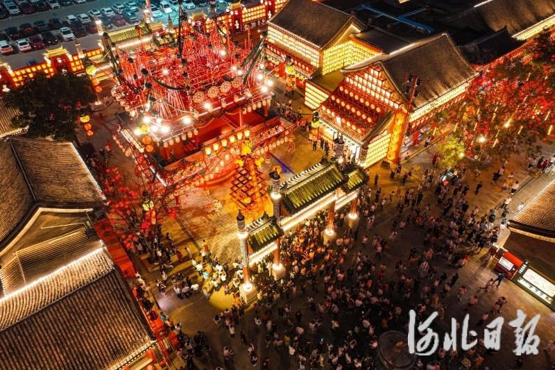 组图｜河北唐山河头老街：2025年累计游客量突破500万！
