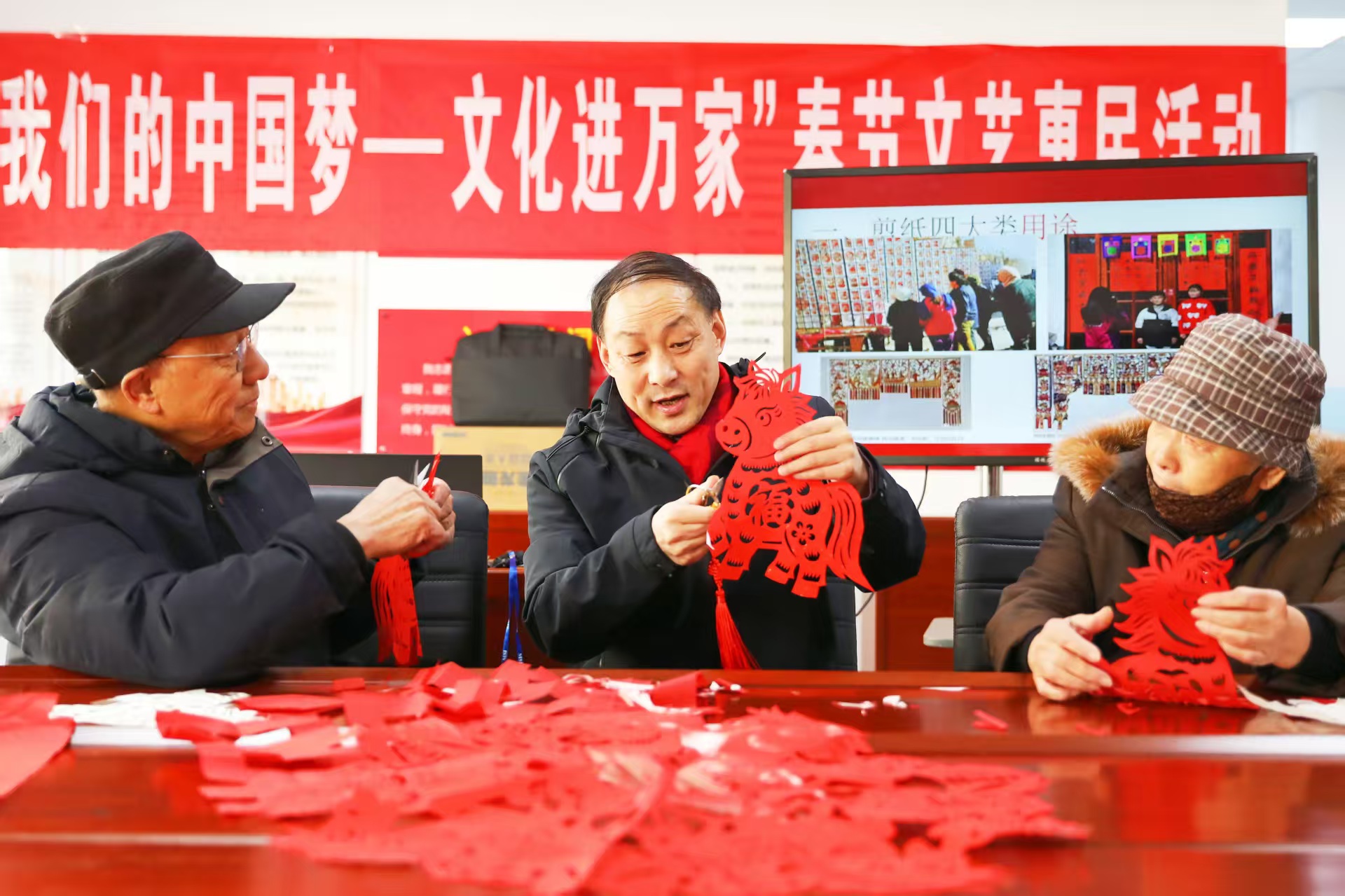 河北张家口：马年新春 “马上有福”_fororder_513b8a27bf417e584dd1027eab3315ec