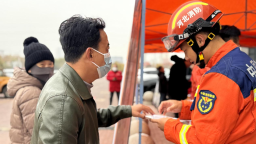 河北泊头：“沉浸式体验+互动科普” 筑牢消防安全防护网