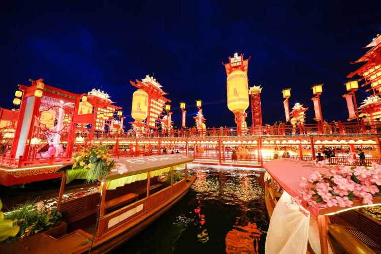 唐山市河头老街点亮夏日夜生活_fororder_微信图片_20250806084913_10