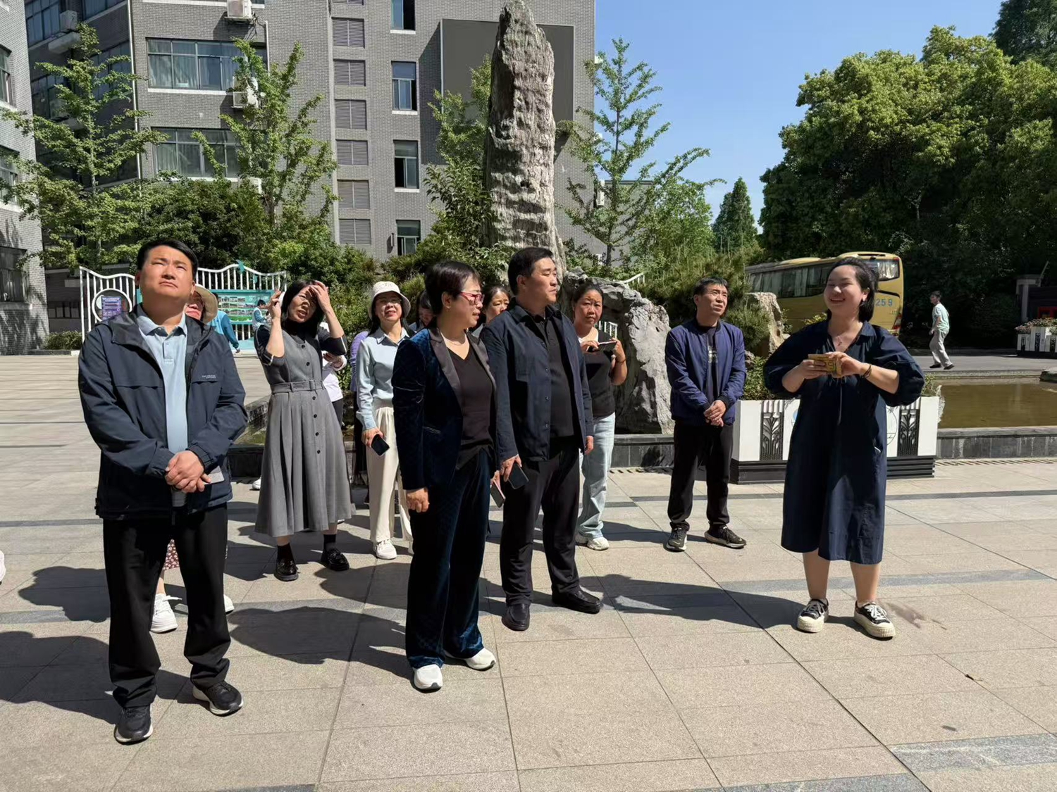 保定市满城区：金陵春韵探名校 经验交流促成长_fororder_考察学习活动现场 摄影 边艳楠