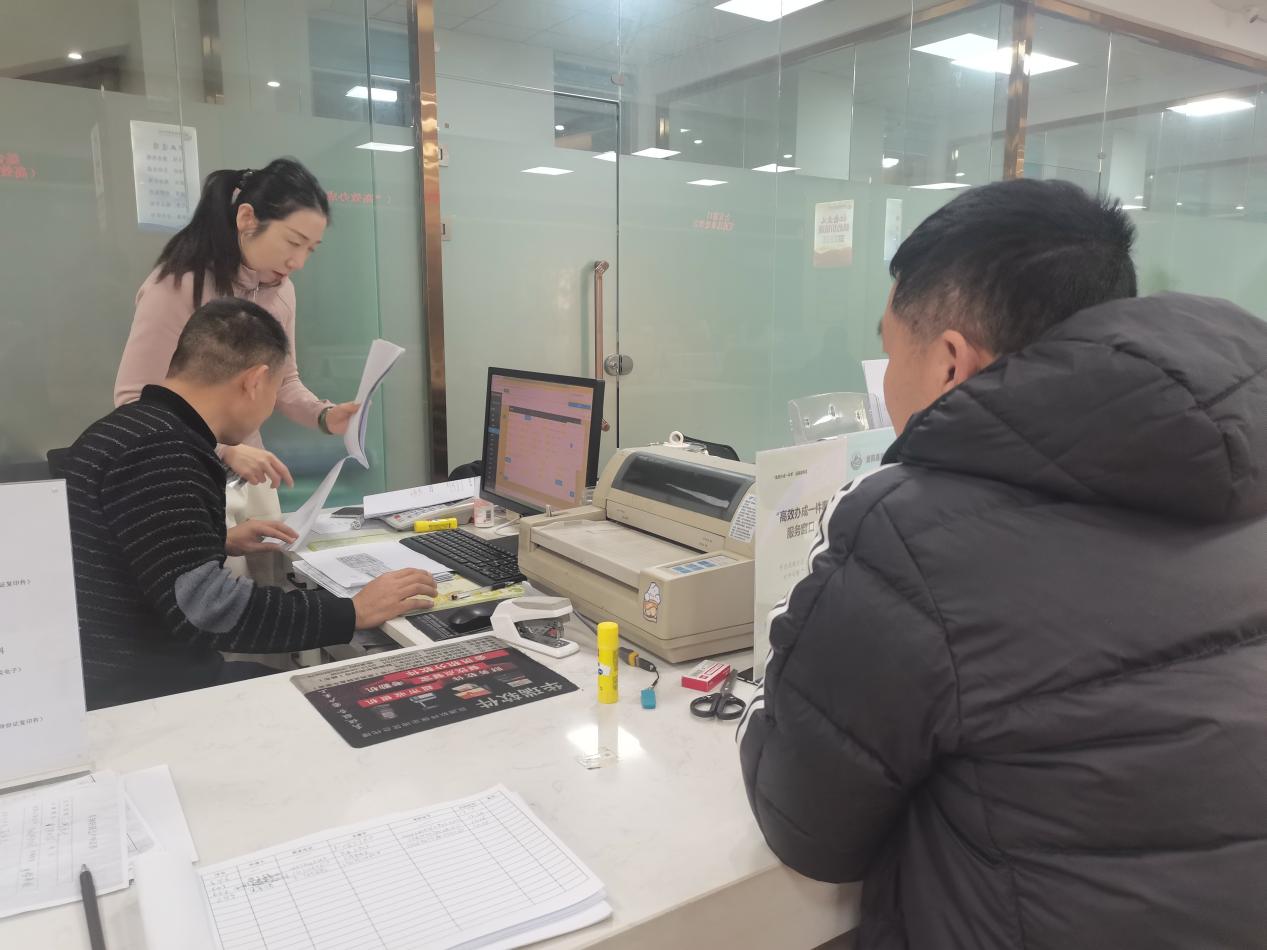 河北曲阳：高效办成一件事 办好群众每件事_fororder_image001