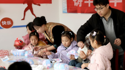 河北肃宁：花灯映福闹元宵 民俗暖心传文脉