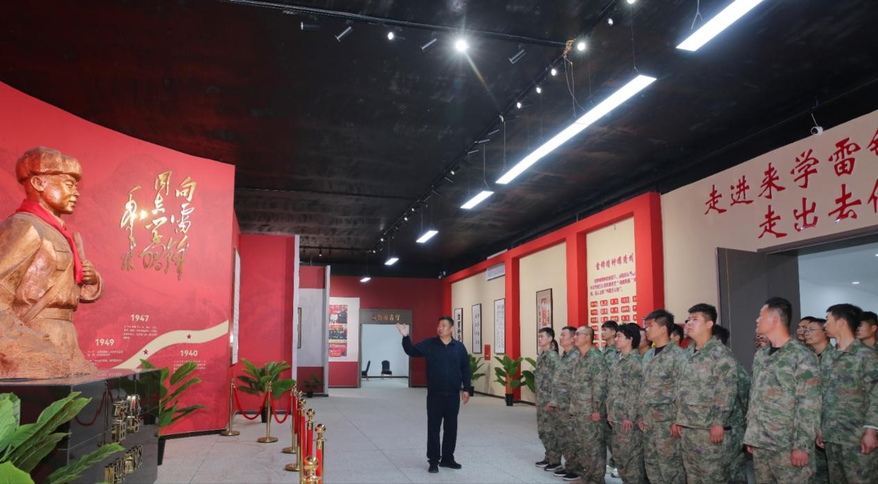 河北青县：雷锋文化馆变身“精神熔炉” 锻造新时代民兵队伍_fororder_3
