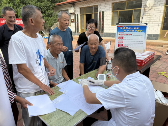 河北海兴：健康有“医”靠 团结情更浓_fororder_河北海兴：健康有“医”靠 团结情更浓585