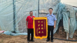 保定市满城区：锦旗暖人心 救火显担当
