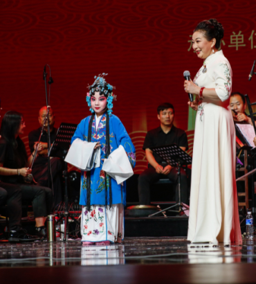 Yuhua District in Shijiazhuang Hosts Hebei Bangzi Concert Featuring Renowned Artists from Beijing, Tianjin, and Hebei_fororder_1f1d9a2370df4c258c34bb3b2c12bbc4.750x500