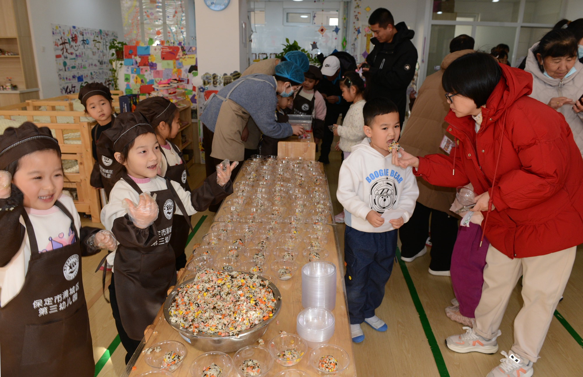 保定市满城区：美食嘉年华 趣享中国味