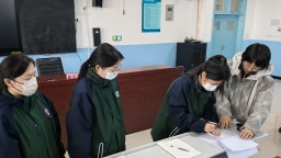 保定市满城区举行“春蕾计划”助学金发放仪式