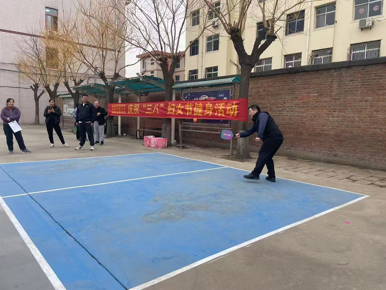 图片默认标题_fororder_热火朝天的匹克球比赛 摄影 冯凡