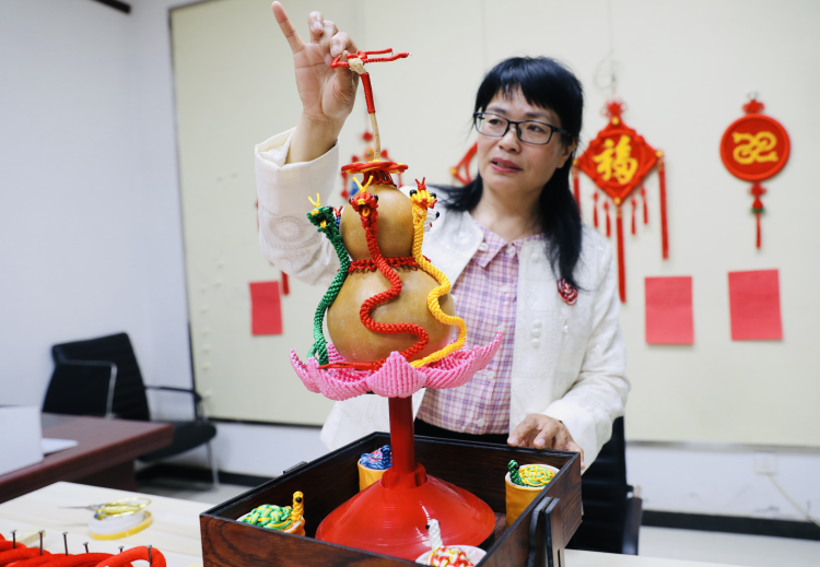 于慧娟：以绳为笔 编织千年文化传承_fororder_于慧娟：以绳为笔 编织千年文化传承3