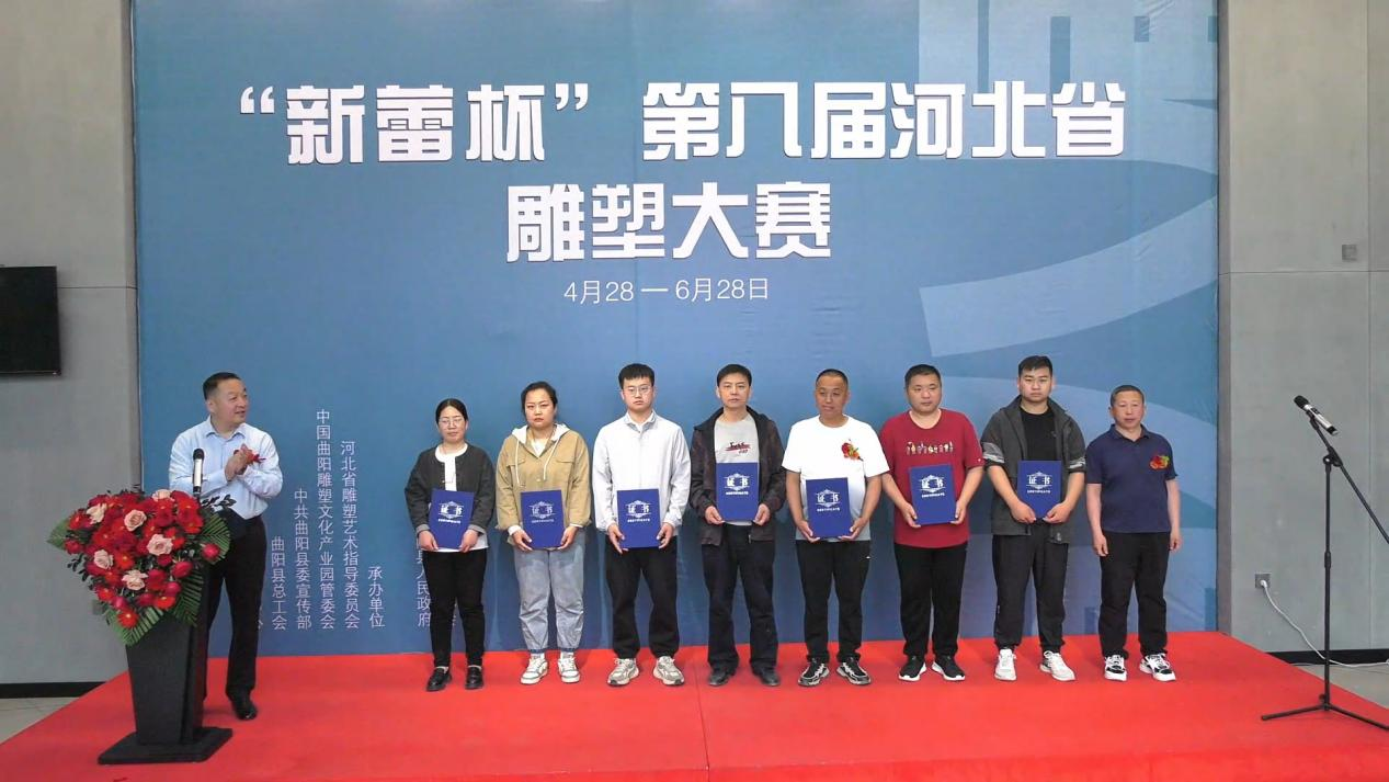 河北曲阳：传承雕塑技艺 弘扬时代精神_fororder_图片 2