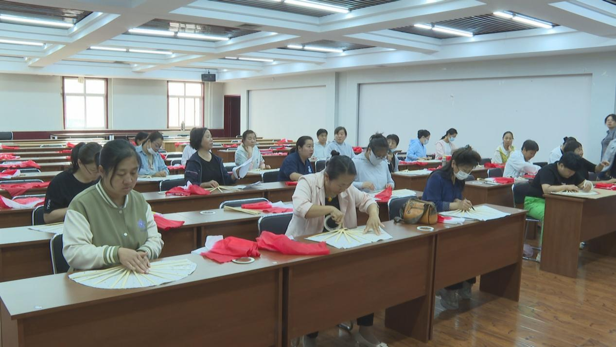 石家庄市鹿泉区：“线上线下”双轨运营 铺设就业"快车道"_fororder_图片4