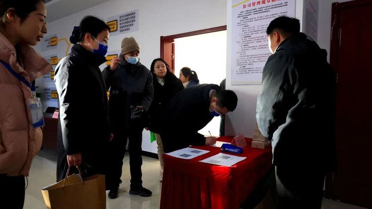 石家庄市鹿泉区：真情相助 就业帮扶不打烊