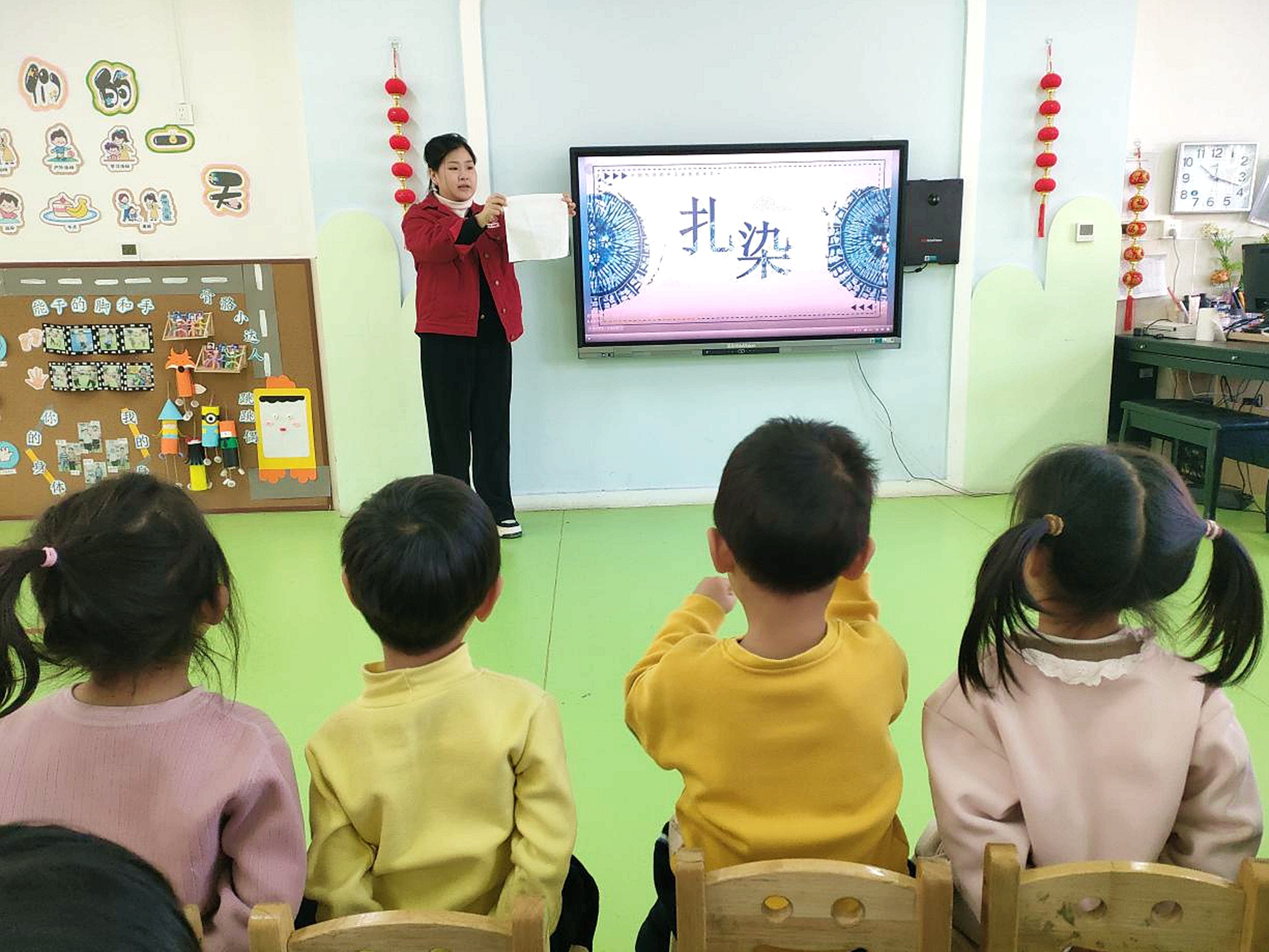 河北唐县：遇见非遗扎染  感受“布”同魅力