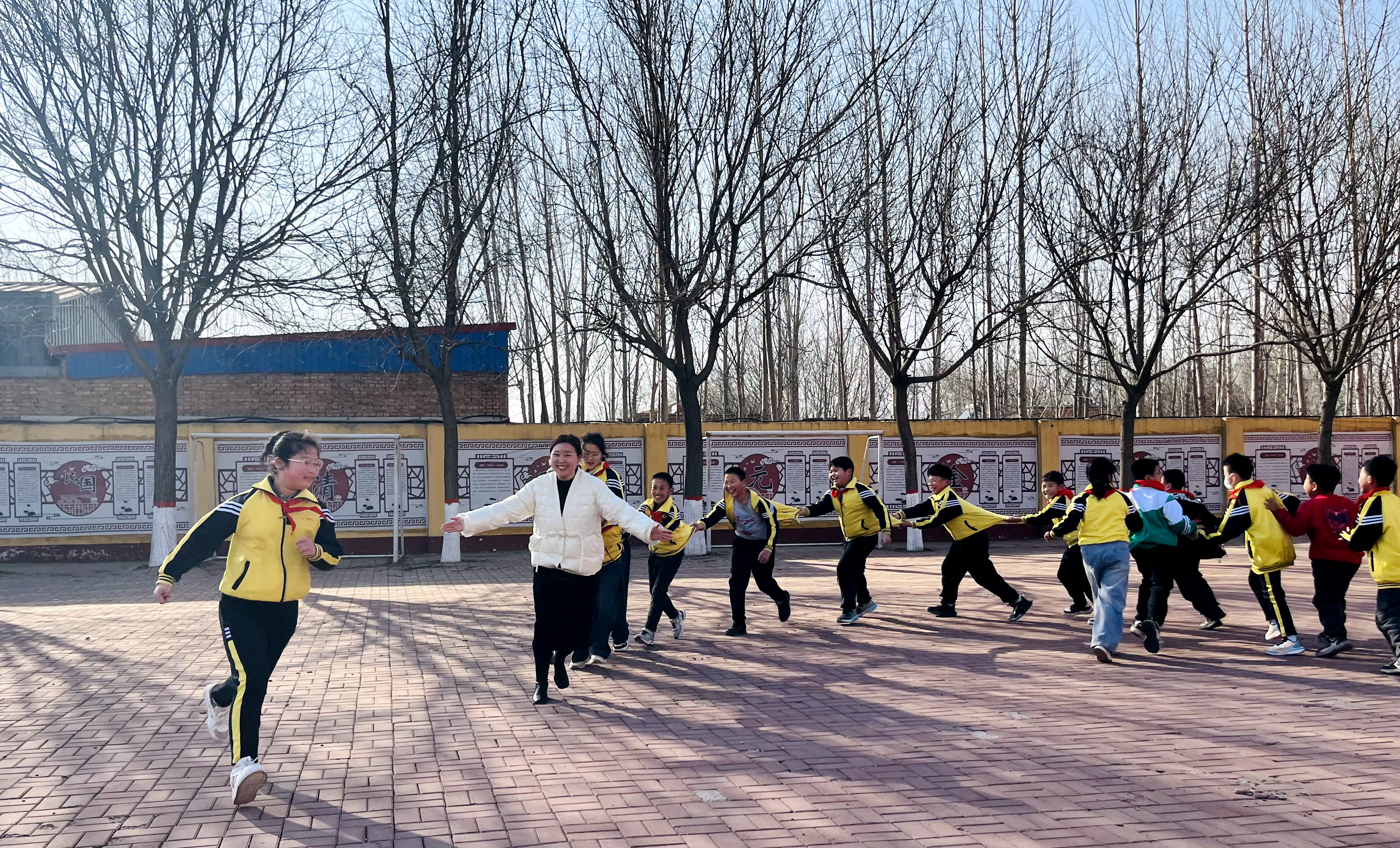 河北泊头：校园大课间“动”起来 学生体质“强”起来_fororder_image005