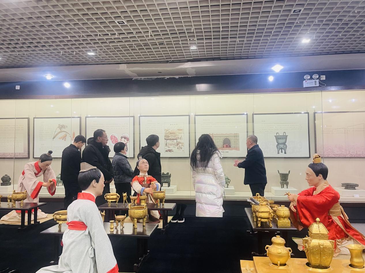 河北平泉举办“京津冀协同发展·博物馆里过大年”展览活动