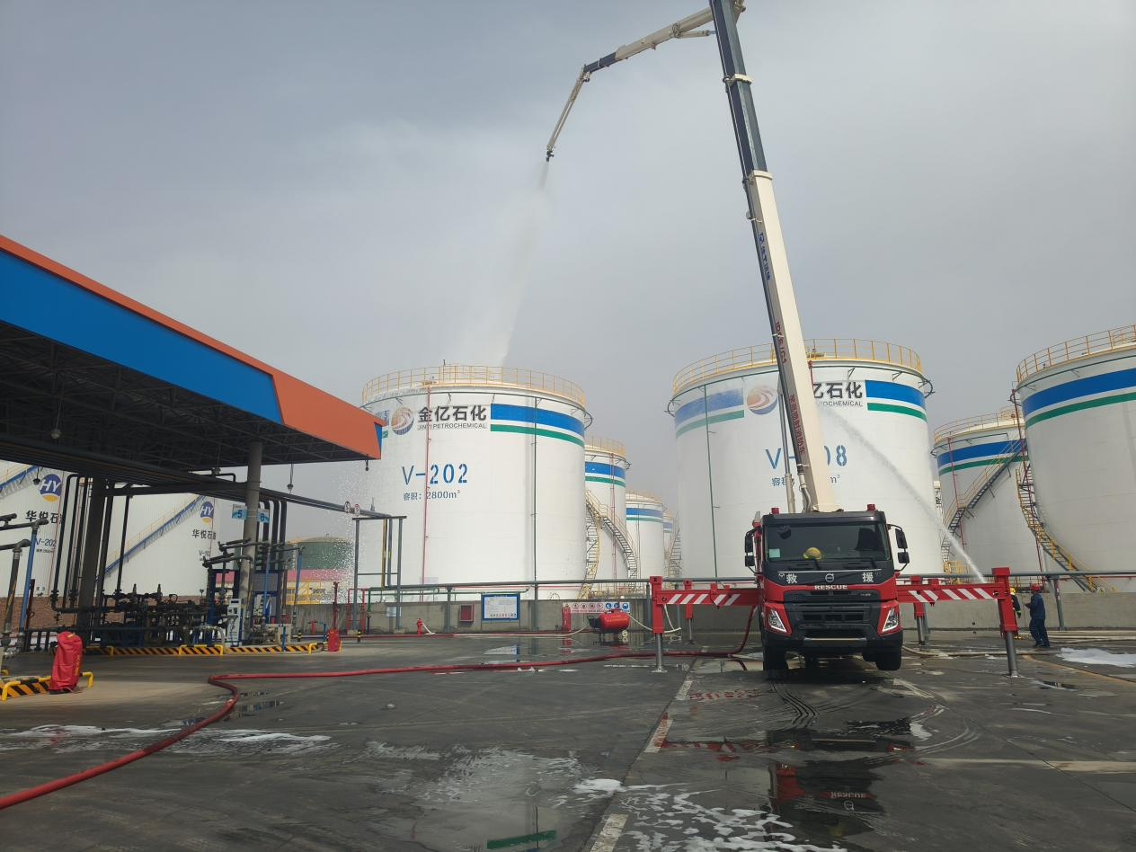 河北沧州南大港：东兴化工园区管理服务中心携手园区消防救援站开展消防应急演练_fororder_图片2