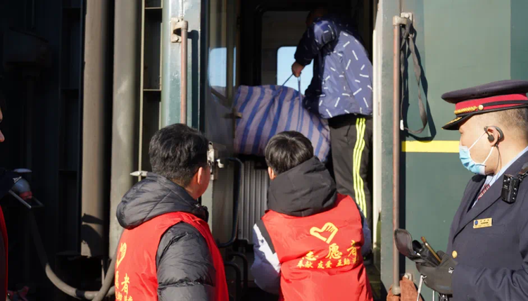 河北东光：温情暖冬 志愿同行