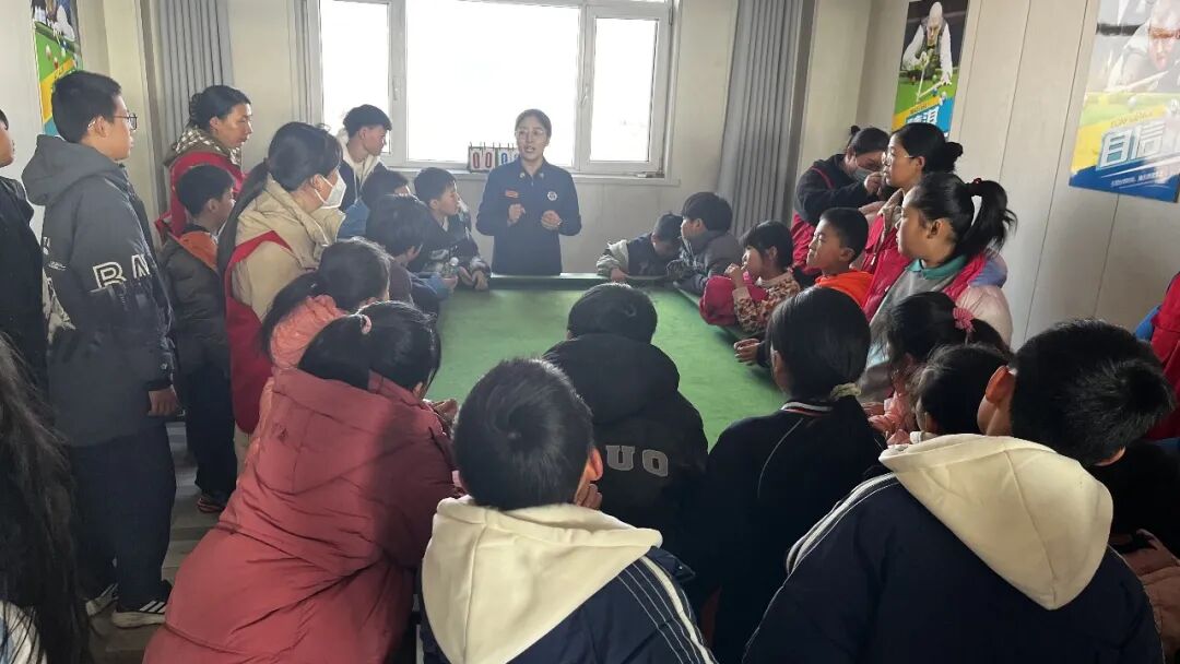 沧州盐山：“伙伴计划”进红门 青春致敬“火焰蓝”_fororder_image005