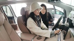 双滦区：汽车消费热力足产业发展加速跑