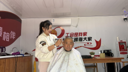 河北泊头：工会驿站“五一”送暖 贴心服务情系户外劳动者