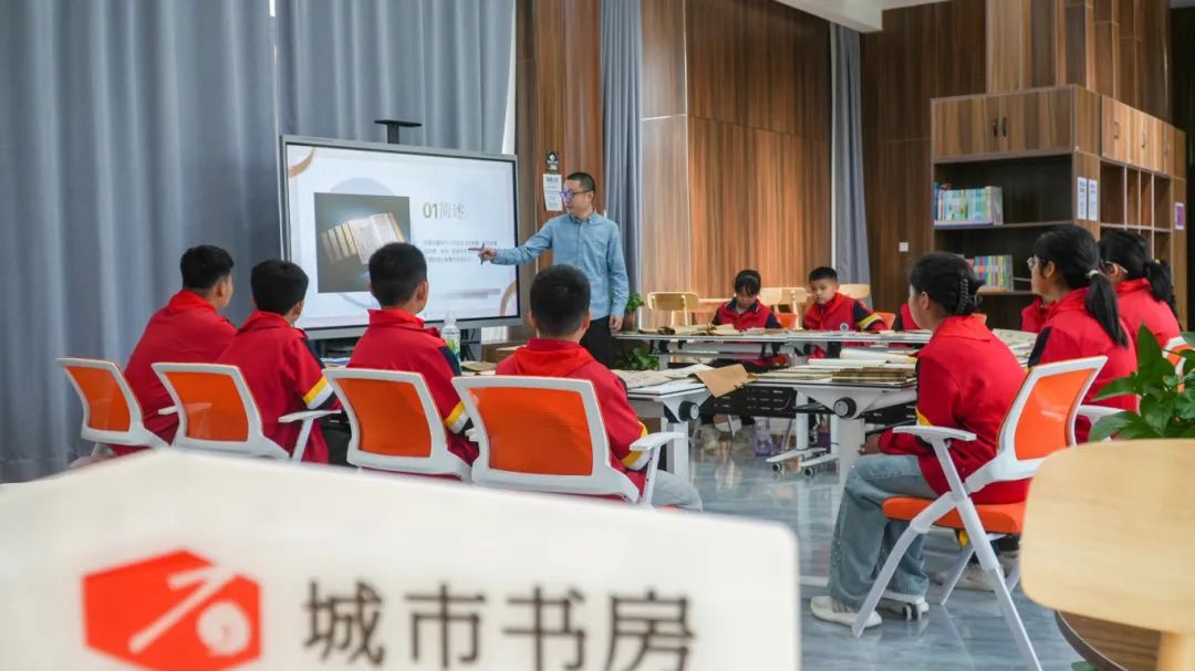 石家庄市鹿泉区：解锁书籍封印开启灵魂奇旅 世界读书日活动精彩纷呈_fororder_image003