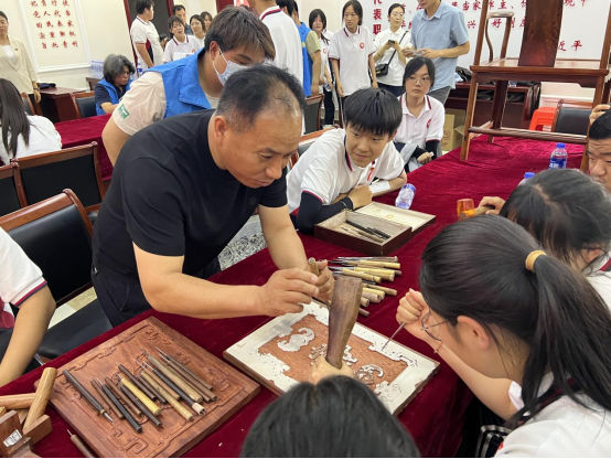 河北涞水：非遗工坊“匠心课” 青春接力育传人_fororder_河北涞水：非遗工坊“匠心课” 青春接力育传人783