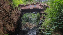 走进神秘塔寺峪 探访国家地质公园