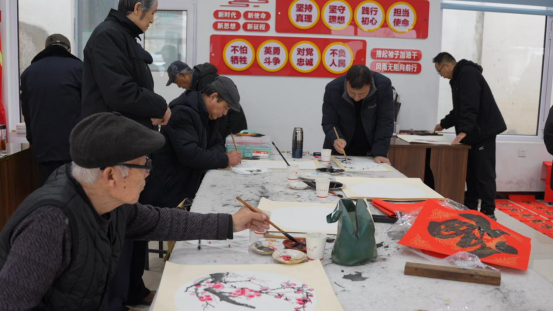 保定市徐水区：笔墨传情暖乡野 万福迎春润民心_fororder_保定市徐水区：笔墨传情暖乡野 万福迎春润民心(1)83