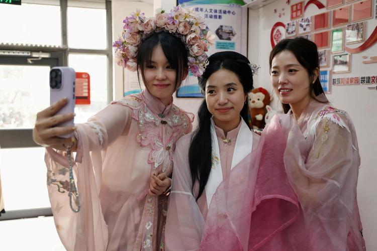 沧州市运河区:芳心传古韵 巾帼绽新颜_fororder_图片5