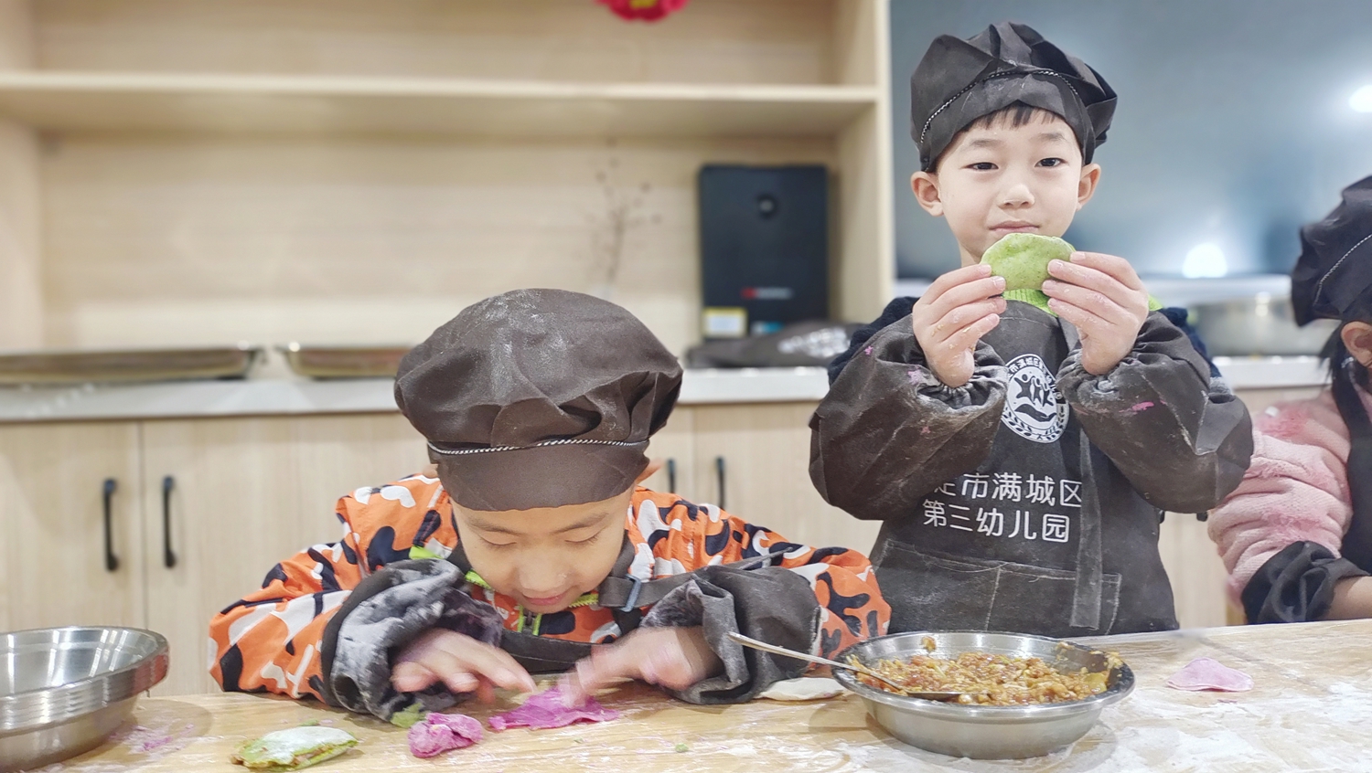 保定市满城区：美食嘉年华 趣享中国味