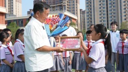 沧州市新华区：党团队员映初心 薪火相传担使命
