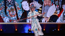 七夕情定《中华有好戏》 戏韵唱响浪漫中国节