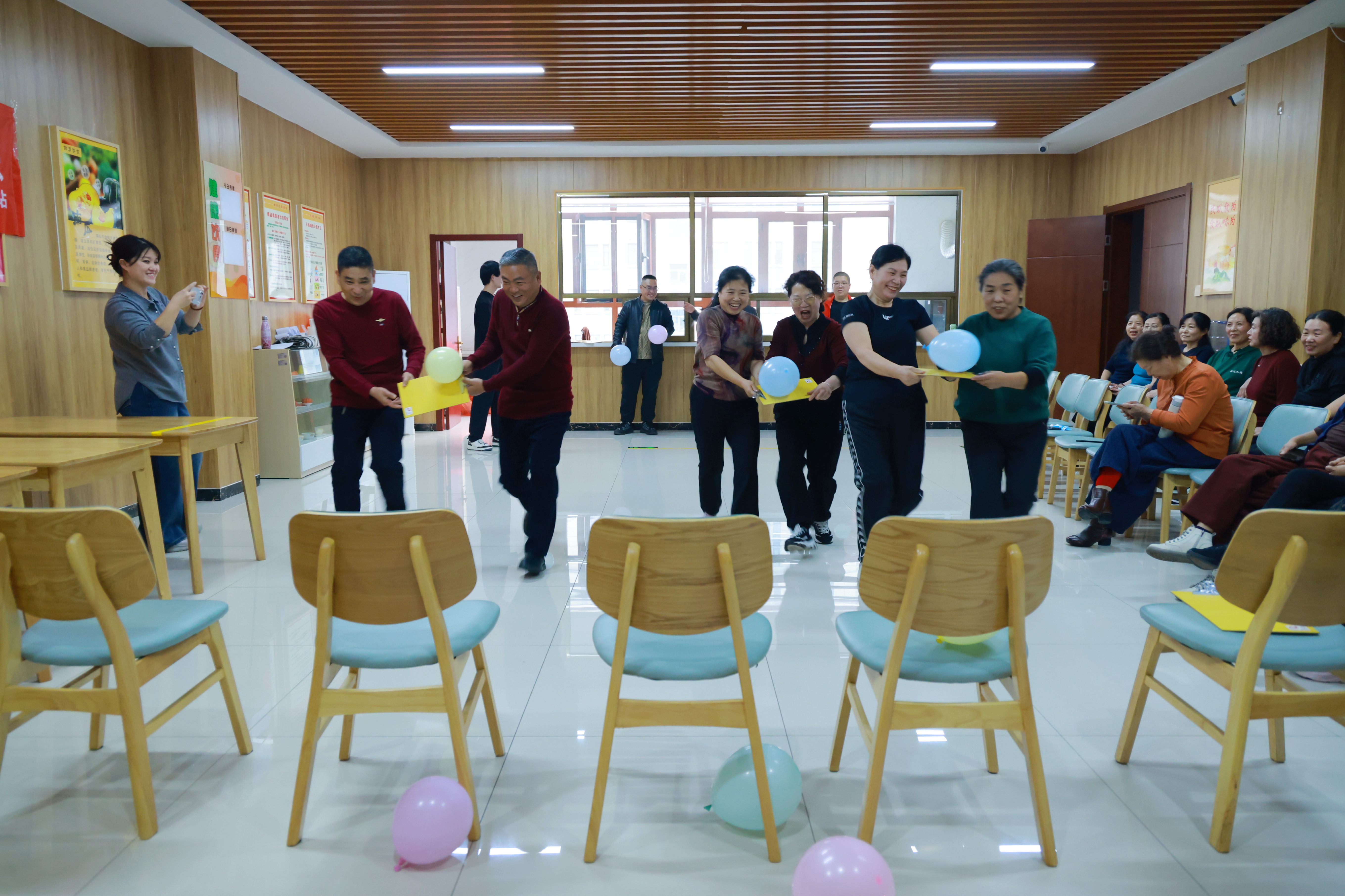 沧州运河区：趣味运动会 共聚邻里情_fororder_image001