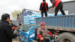 河北南皮：爱心助农润心田 精准帮扶暖春耕