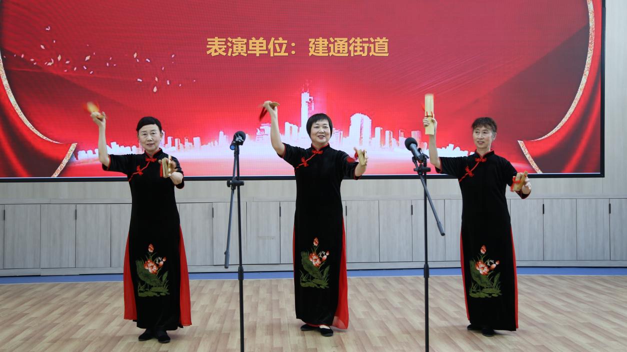 云端+光影+舞台 裕华区以多元形式推动婚育新风尚_fororder_image005