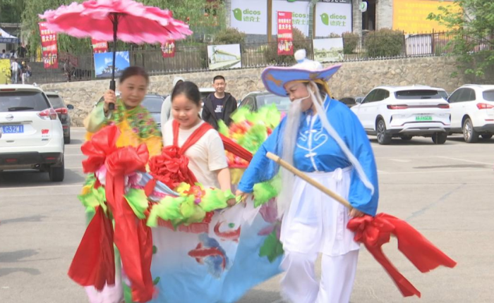 石家庄市鹿泉区：赏太行风光 品非遗韵味 抱犊寨“五一”文旅融合焕新彩