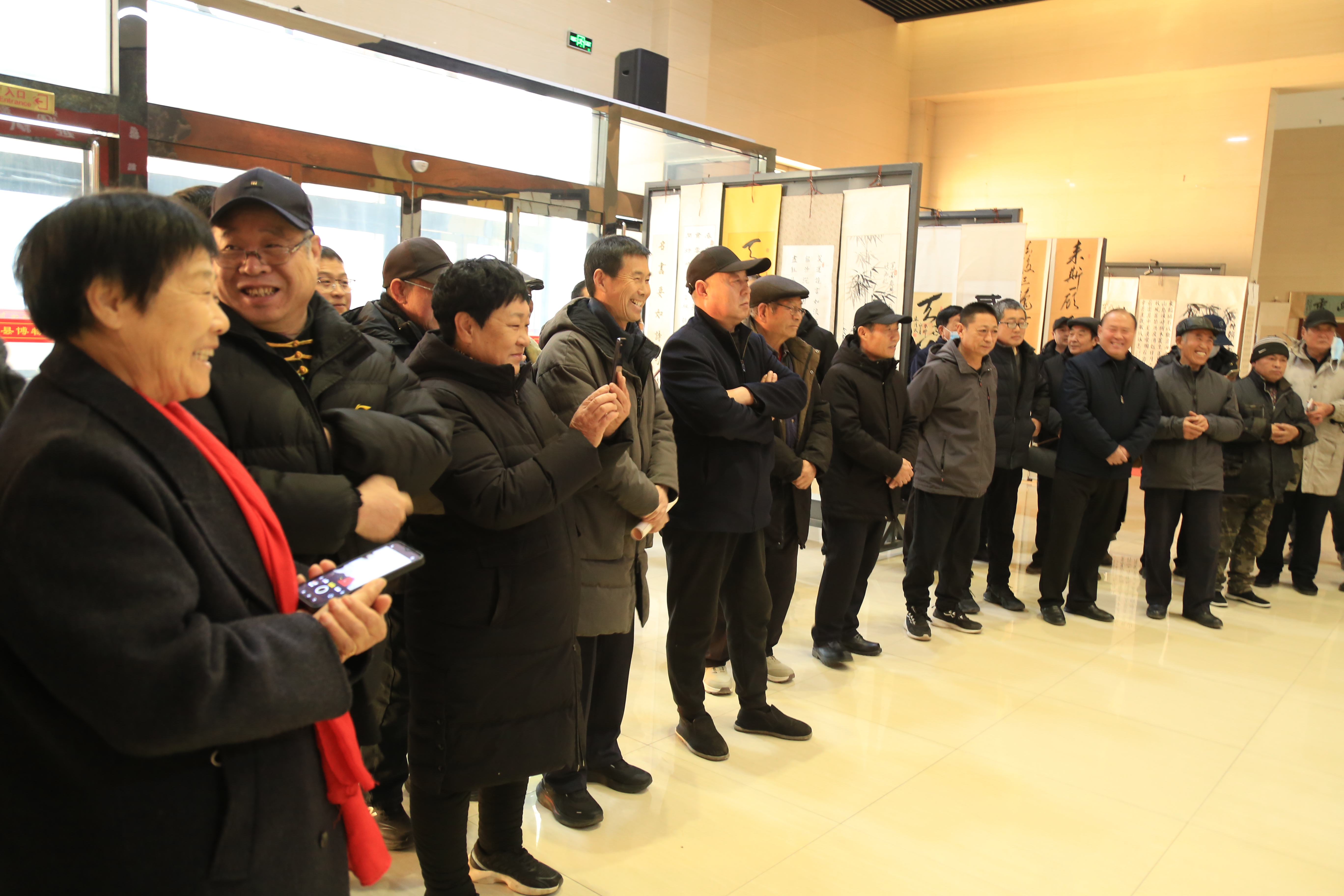 河北蠡县迎新春大型书画展为群众送上 “文化大餐”_fororder_0004 (1)