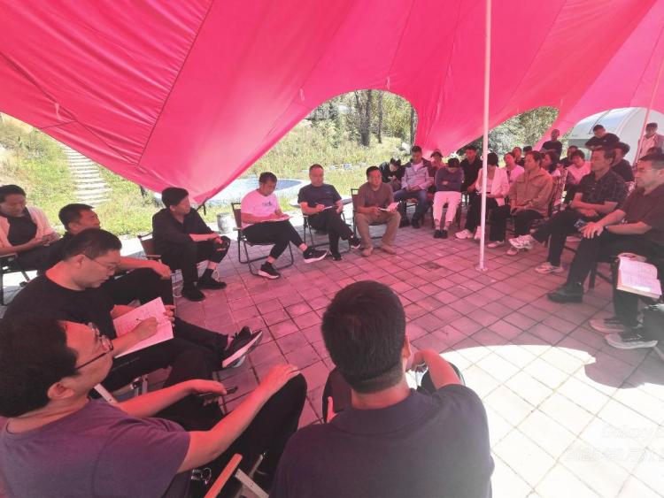 “天幕课堂”开讲，“新农人”学艺促振兴_fororder_202510170fd861c4879b4c25bc424e4fa5d3c0b9_b8ce92ca211341c19731e5c972010c24 (1)