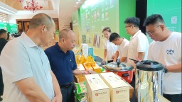 绥化“五谷杂粮下江南”走进深圳_fororder_image_202509040937