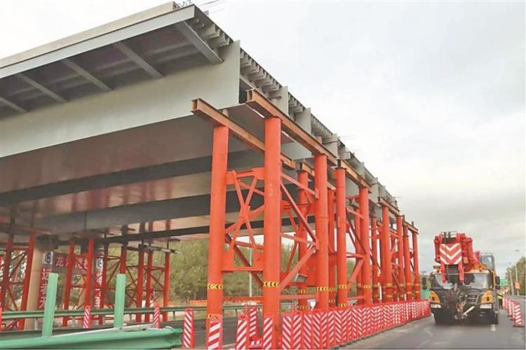 哈尔滨都市圈环线西南环段 全线18座跨线桥梁架设任务完成