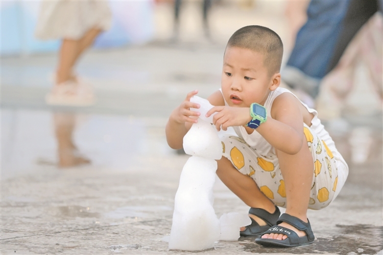 “尔滨”盛夏飘雪