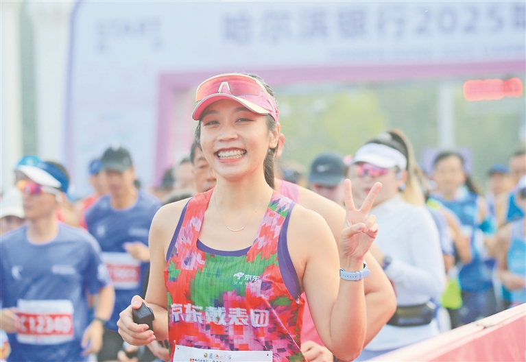 2025哈尔滨马拉松激情开赛