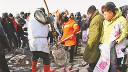 肇东大似海 “冰湖腾鱼”拉长品牌效应