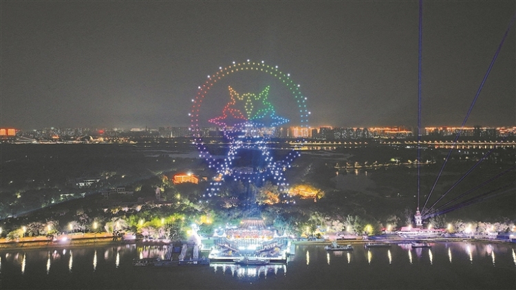 超炫！500架无人机点亮“尔滨”夜空